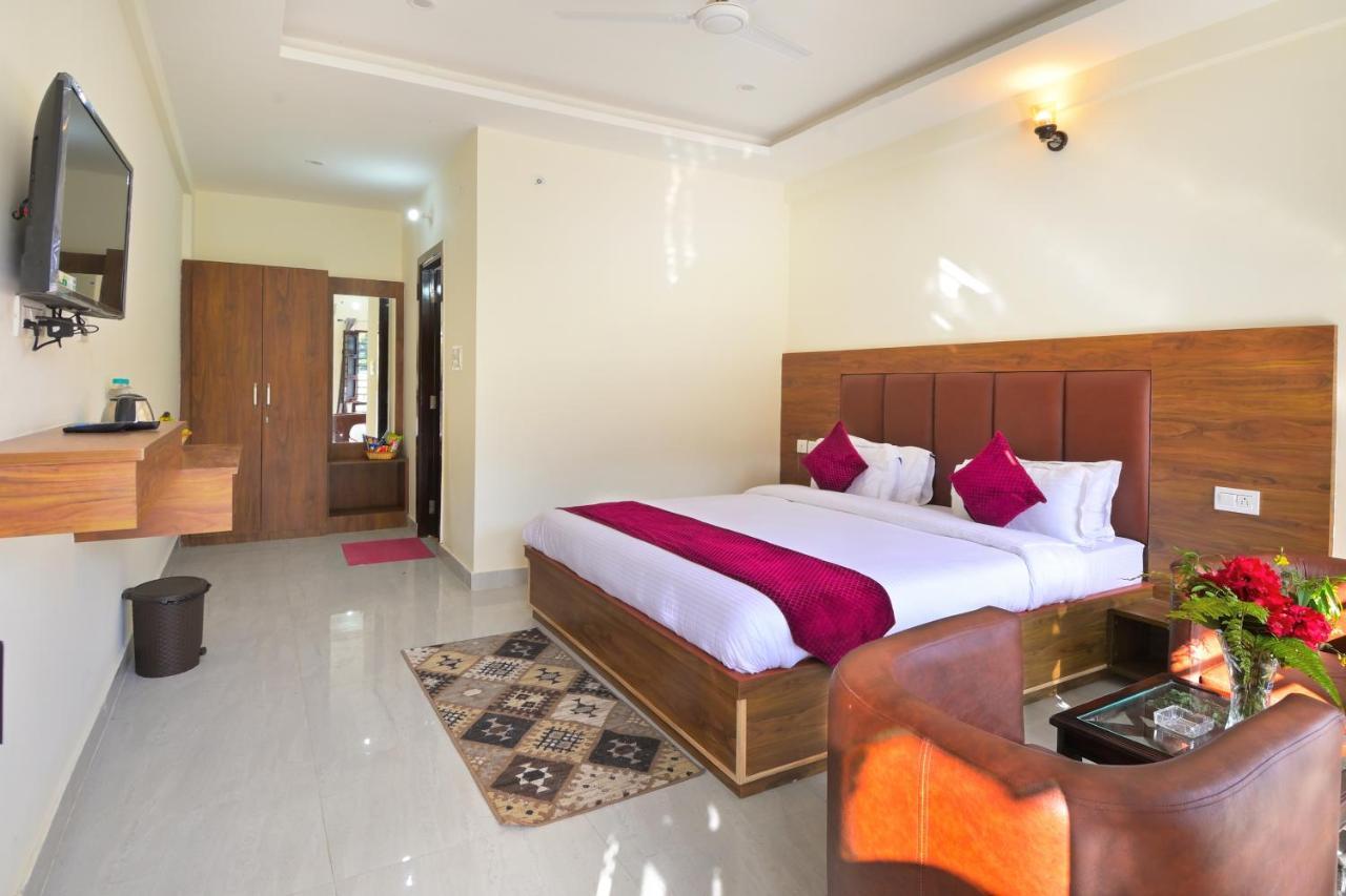 La Riqueza Dhanolti View # Near To Eco Park & Surkanda Devi Temple # Mountain View Rooms With Balcony # Big Parking # Customer Favourite Hotel 达纳尔蒂 外观 照片