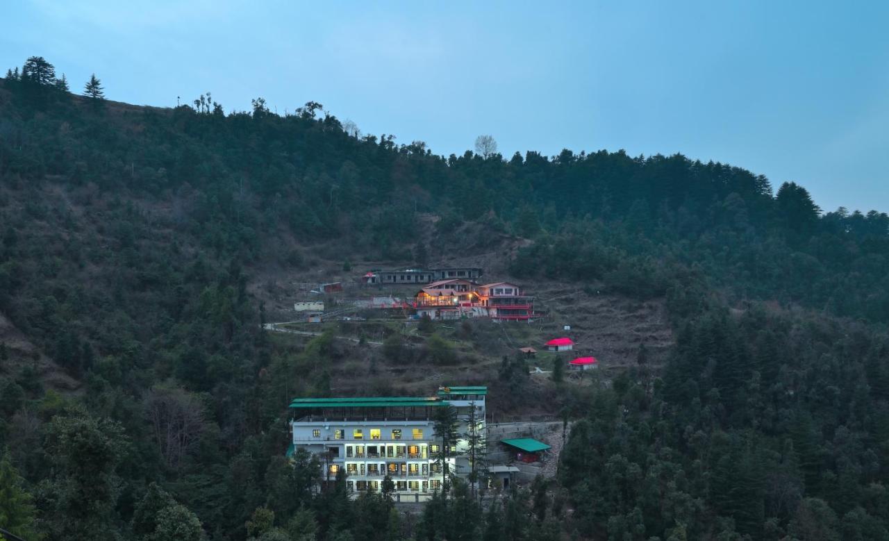 La Riqueza Dhanolti View # Near To Eco Park & Surkanda Devi Temple # Mountain View Rooms With Balcony # Big Parking # Customer Favourite Hotel 达纳尔蒂 外观 照片