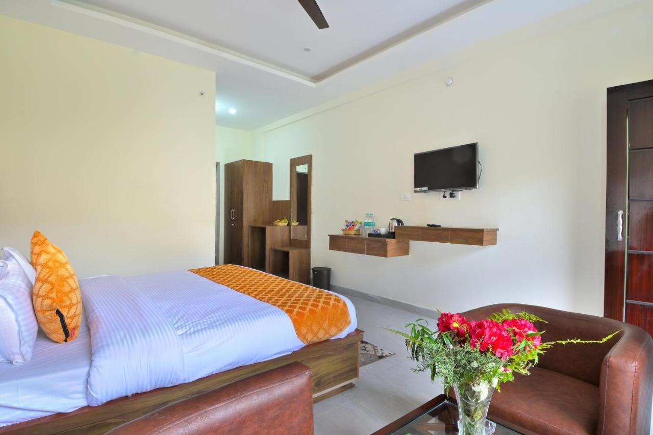 La Riqueza Dhanolti View # Near To Eco Park & Surkanda Devi Temple # Mountain View Rooms With Balcony # Big Parking # Customer Favourite Hotel 达纳尔蒂 外观 照片