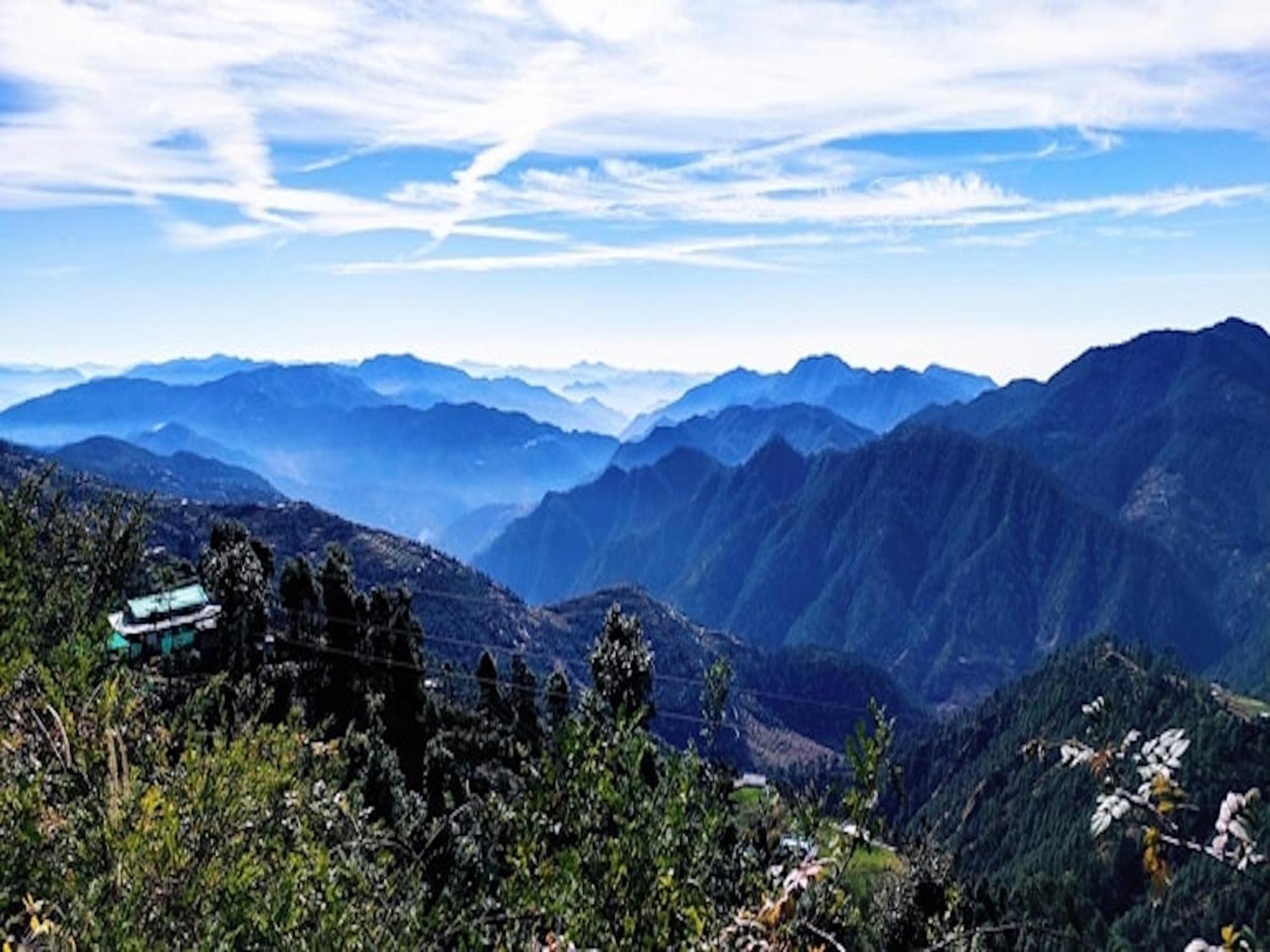 La Riqueza Dhanolti View # Near To Eco Park & Surkanda Devi Temple # Mountain View Rooms With Balcony # Big Parking # Customer Favourite Hotel 达纳尔蒂 外观 照片